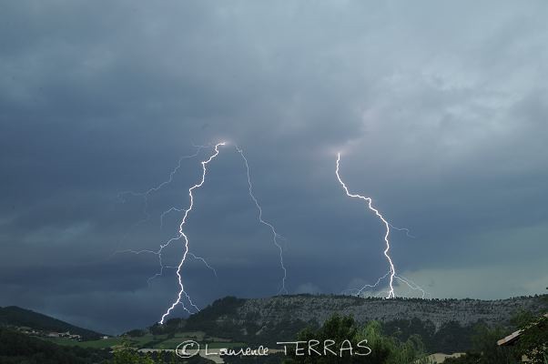 Eclairs / Storm lightning