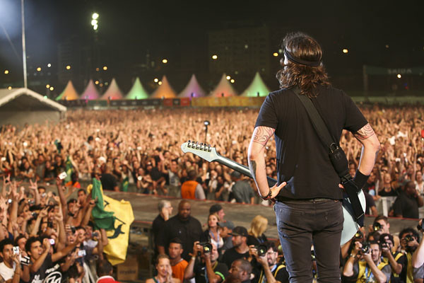 Foo Fighters @ Lollapalooza Brasil, Primeiro dia do Festiva…