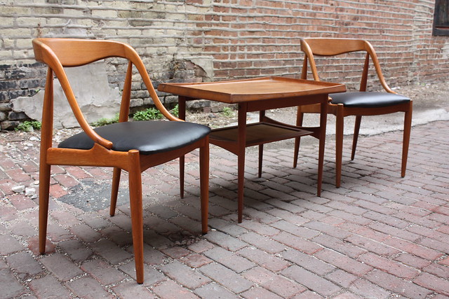 Delightful Danish Modern Teak Side Table (Denmark, 1960's)
