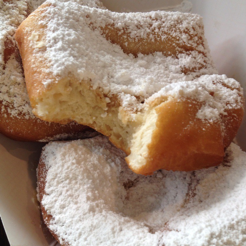 Beignets @ Cafe Beignet | It may be sacrilege to say it, but… | Flickr