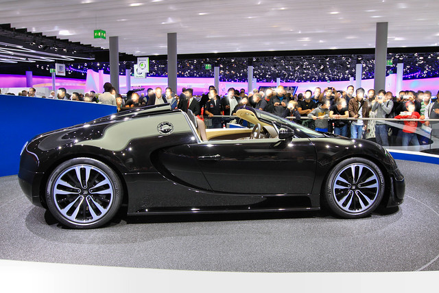 IAA 2013 - Bugatti Veyron Vitesse Legend Edition Jean Bugatti 03