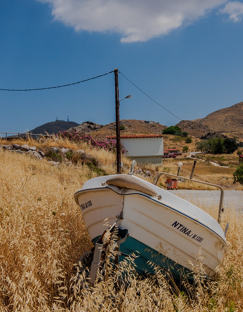 High & Dry (Boat - Lemnos - Greece) ( Canon EOS 40D & Sigma 10-20mm wide zoom) (1 of 1)