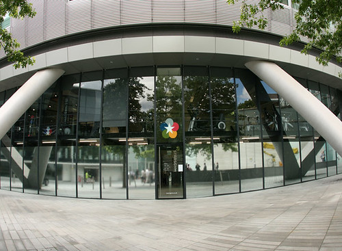 Outside @ Stars Gym, Battersea, London, SW11 4AX | by Stars Gym