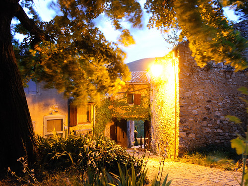 mirmande | by darrondelle