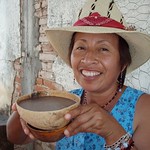 Enriqueta tomando Pozol (de Cacao, tortilla dorado, y maíz) en Revolución Mexicana, Chiapas, Mexico
