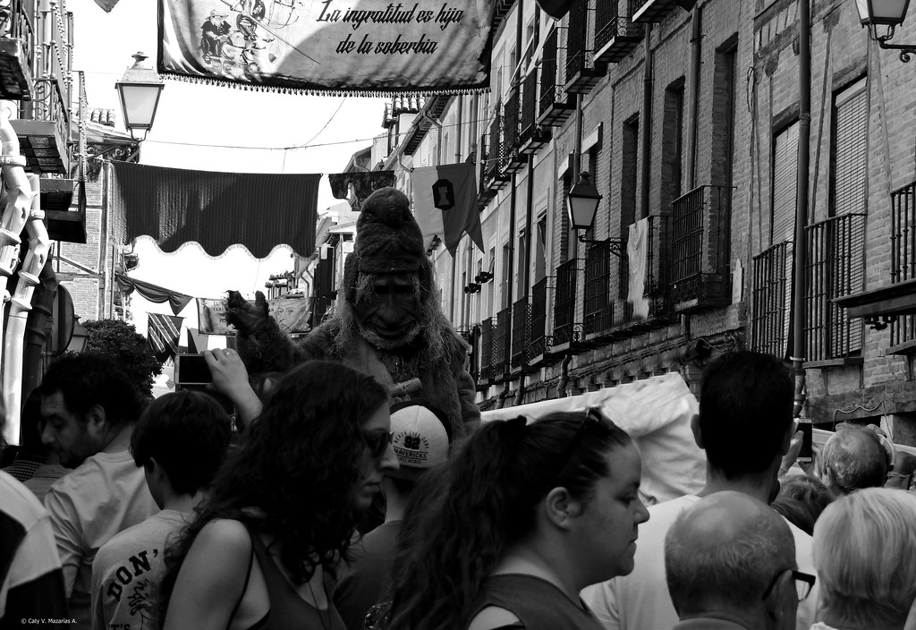 Qué viene el Ogro !!! En Alcalá de Henares, Madrid.