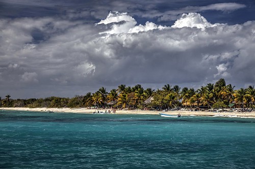 ocean blue beach beautiful clouds dominican republic dream caribbean hdr cloudporn dominikanische karibik lifeisabeach tonemapped singleraw repubilk