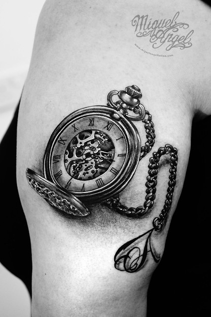 53 Timeless Flower and Clock Tattoo Ideas - TattooGlee | Clock and rose  tattoo, Clock tattoo, Vintage clock tattoos