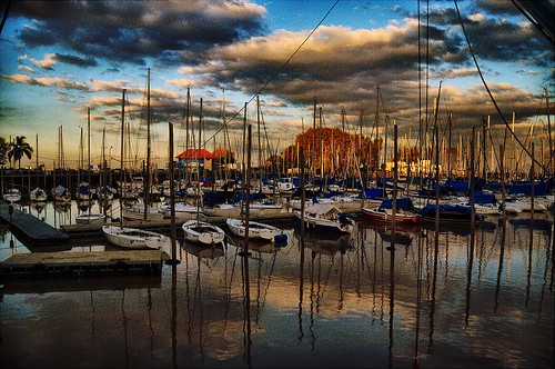 sunset texture textura water argentina rio clouds river puerto harbor agua day cloudy nubes sailboats olivos ocaso hdr veleros riodelaplata