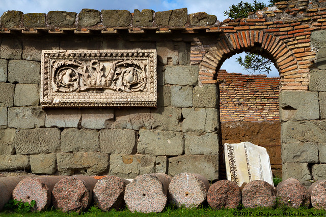 Roman Forums Wall