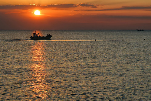 Fishermen at work by Mario Ottaviani Photography, Sony a99 + Tamron SP 24-70mm F/2.8 Di VC USD fisherman fishermen dawn sun light boat sea w