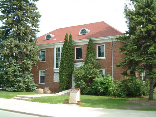 Alumni House