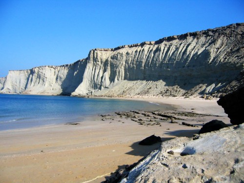 pakistan beach nature balochistan astolaisland