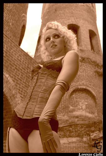 Bombshell Mandy | by Lorenzo Golia