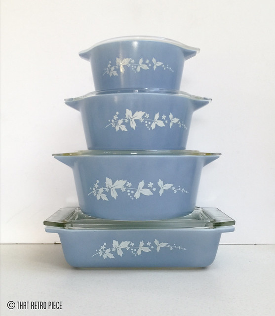 JAJ Pyrex 'Hawthorn' in azure blue, complete casserole set.