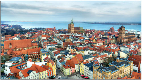 Stralsund by meypictures, View from the roof top platform of  St. Mary´s church onto historic center of Stralsund.stralsund os