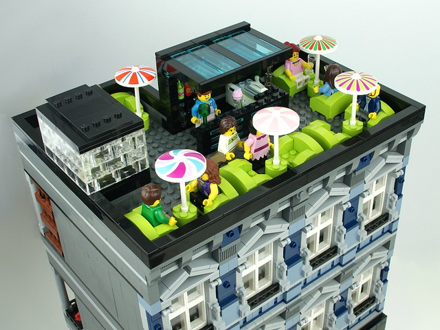 Lego Modular Building: Microsoft Store