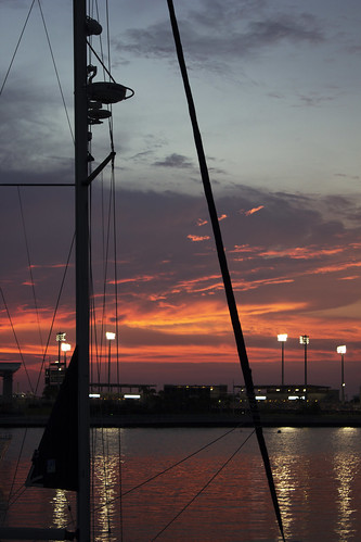 sunset red bay boat baseball florida stadium sail mast pensacola bluewahoos