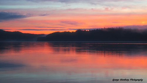 washingtonstate pacificnorthwest hoodcanal dawn sunrise reflections water calmwater