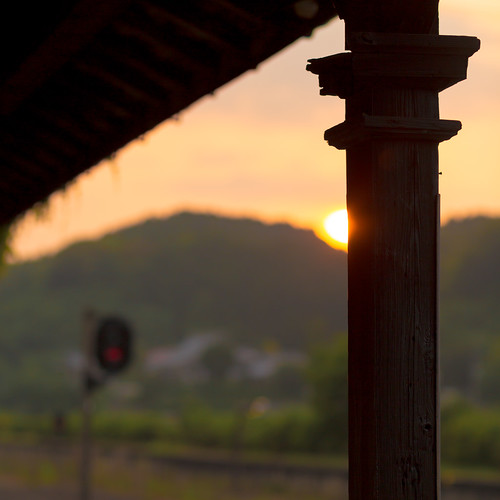 railroad sunset station japan train canon railway explore 夕日 駅 鉄道 ローカル線 explored 無人駅 平成筑豊鉄道