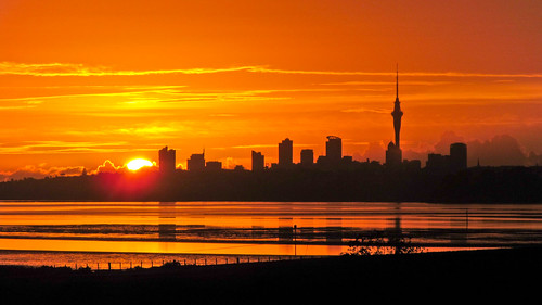 Sunrise over Auckland by Kathrin & Stefan, city morning newzealand sky cloud nature silhouette skyline sunrise harbour outdoor auckland skytowe