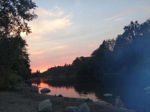 Rogue River Sunset Grants Pass Oregon MichaelOlsen/ZorkMagazine by MichaelOlsen/ZorkMagazine,