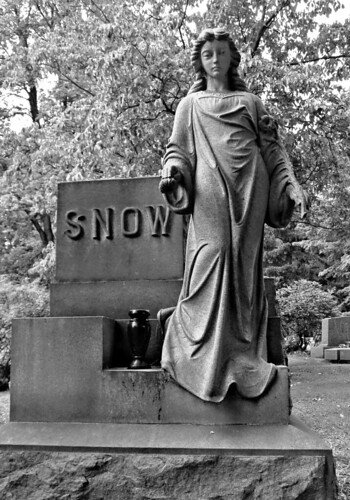 ohio monument cemetery graveyard headstone lonely eternal portagecounty garrettsville hiramtownship
