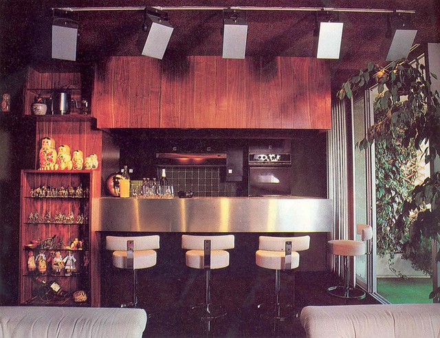 1979 - Bar