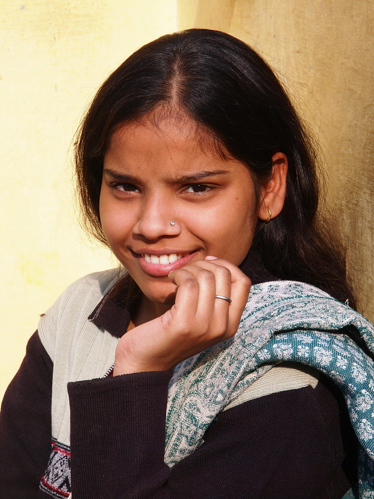 Agra - Young girl