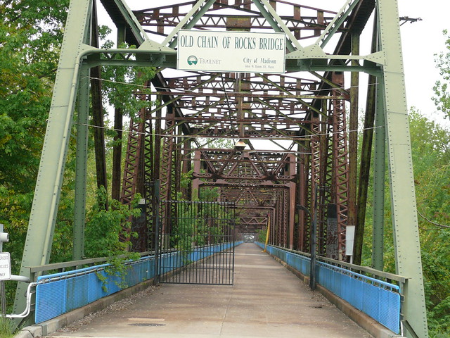 Chain of Rocks Bridge, Route 66