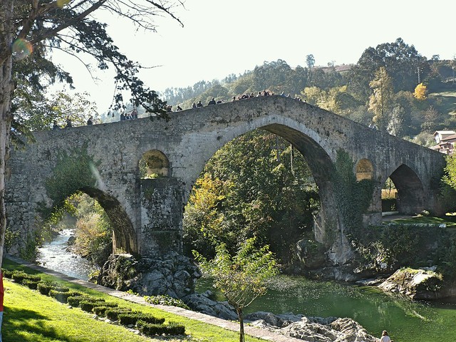 Puente romano de Cangas de Onis.Asturias.