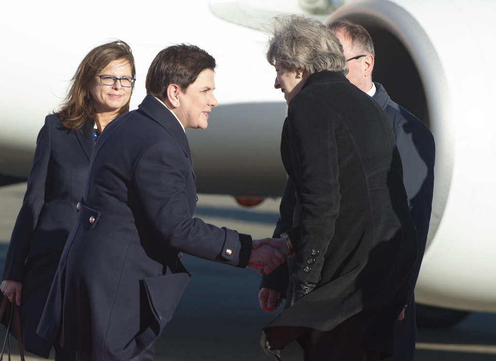 PM greets Polish PM Szydło on arrival