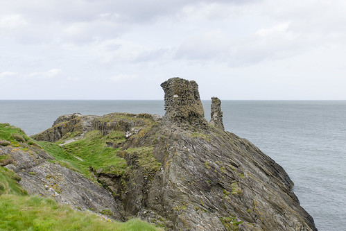 ocean ireland sea irish black castle water landscape europe day tour cloudy sightseeing tourist wicklow