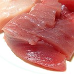 MaGuRo close up -- Fresh #tuna #sashimi -- #Maguro is the king of sashimi in eastern part of Japan. :) Hey, take some soy-sauce and wasabi to me, please!! And chopsticks... lol!! Cheers! from Tokyo. ;) ま・ぐ・ろ＊クローズアップ。醤油とワサビ～‼ あと、お箸も～（笑）赤霧島と。 #food #instafo