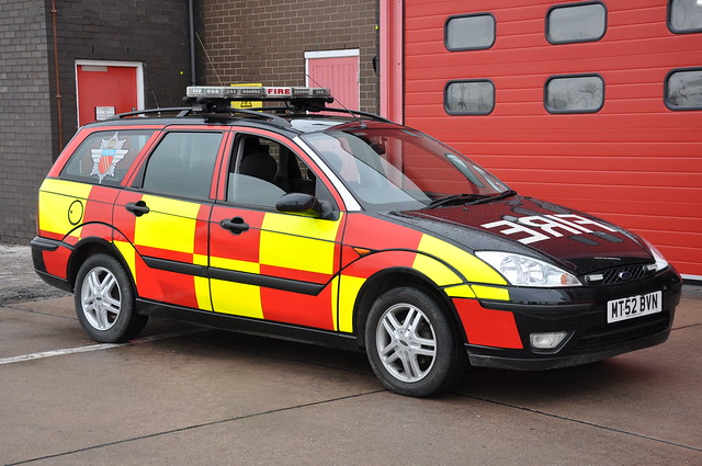 Manchester Airport Fire & Rescue Service 2003 Ford Focus Estate Medical RRV MT52BVN