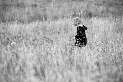 girl field grass walking campania tasmania
