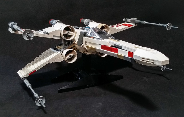 LEGO-Star Wars: T-65 X-Wing Starfighter (3)