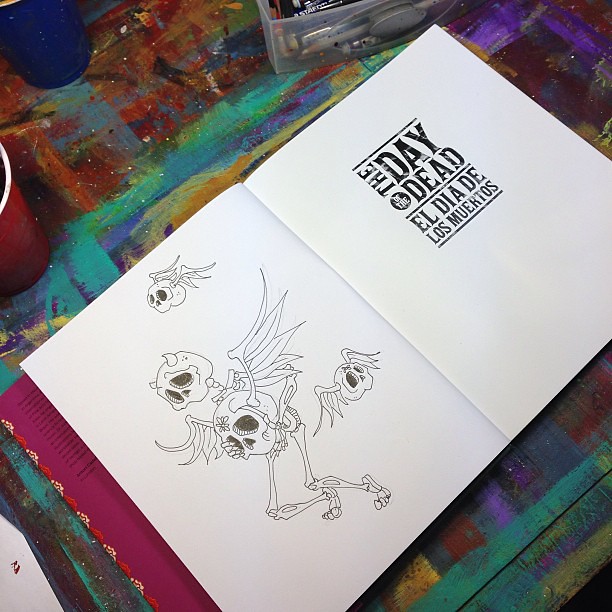Working on an inking for this DotD book's new owner http://www.davidlozeau.com/products/the-day-of-the-dead-book