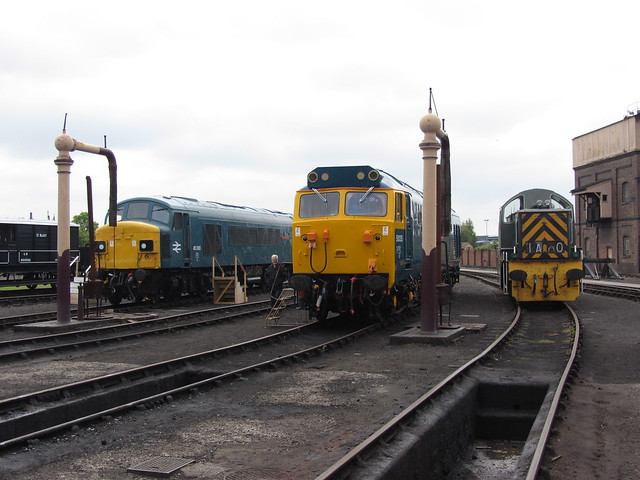45060, 50035 and Class 14 D9516 at The Didcot Railway Centre Diesel Gala 24/05/15