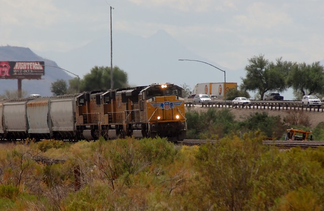 20130922 Ride - Union Pacific 8584 out of Tucson Before the Rillito River Bridge