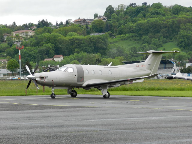 LX-JFQ Pilatus PC-12