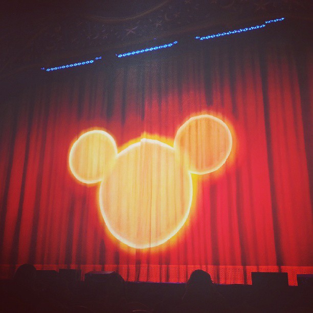 Murag mas naa pay excited ni baby aiah... hehehehe... few minutes nalang... #DisneyLive #MickeyMagicShow