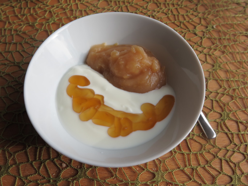 Apfelmus mit Joghurt und Honig | Gourmandise | Flickr