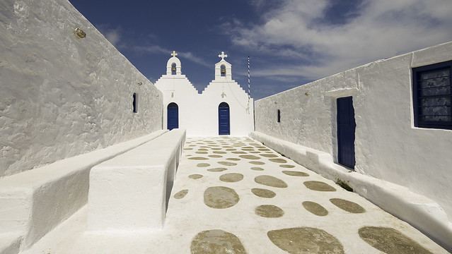 double church in Mykonos