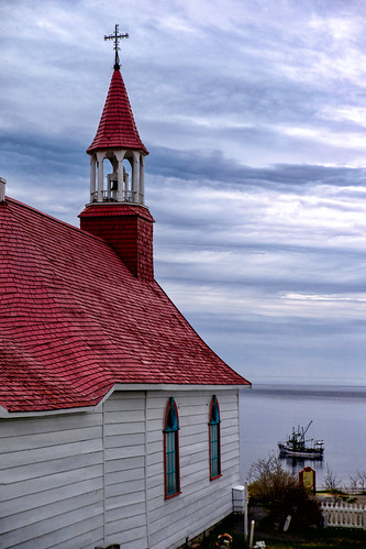 travel roof red seascape canada church water river landscape boat chapel stlawrence tadoussac redroof