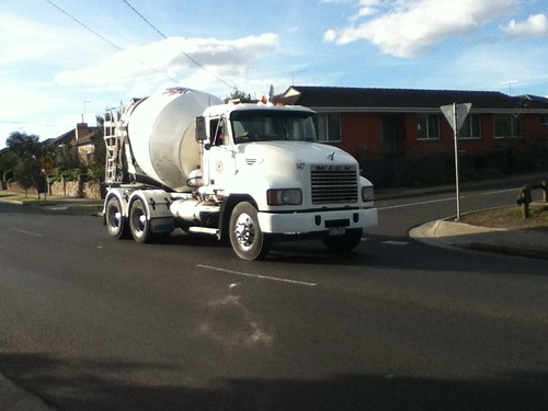 pronto mack | by Truckboy160