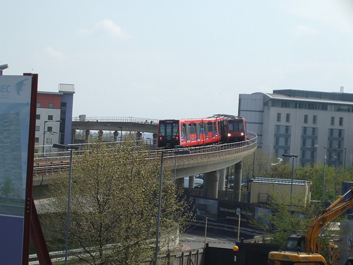 DLR Crossover near Prince Regent Station. | by DesiroDan