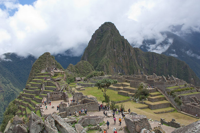 IMG_5558 Machu Picchu 7 red