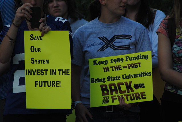 Students protesting Governor Corbett's budget plan at ESU rally