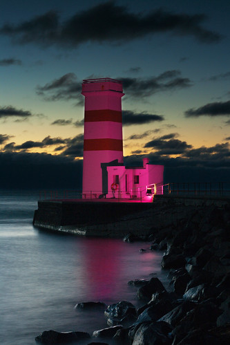 pink sunset lighthouse reflection iceland ísland reykjanes garður longshot viti speglun sólsetur pinkoctober